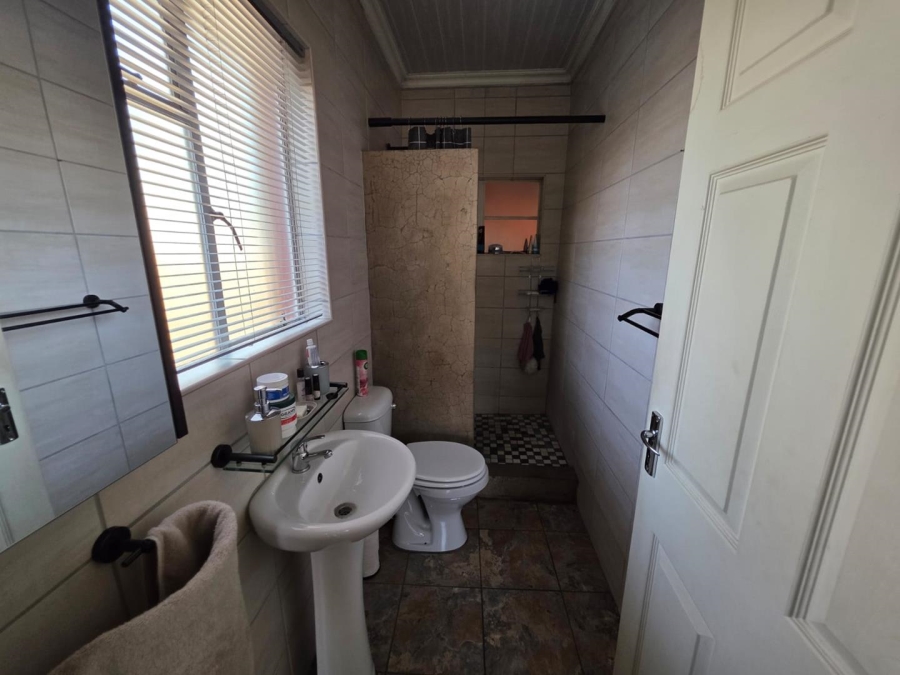 5 Bedroom Property for Sale in Wilgehof Free State